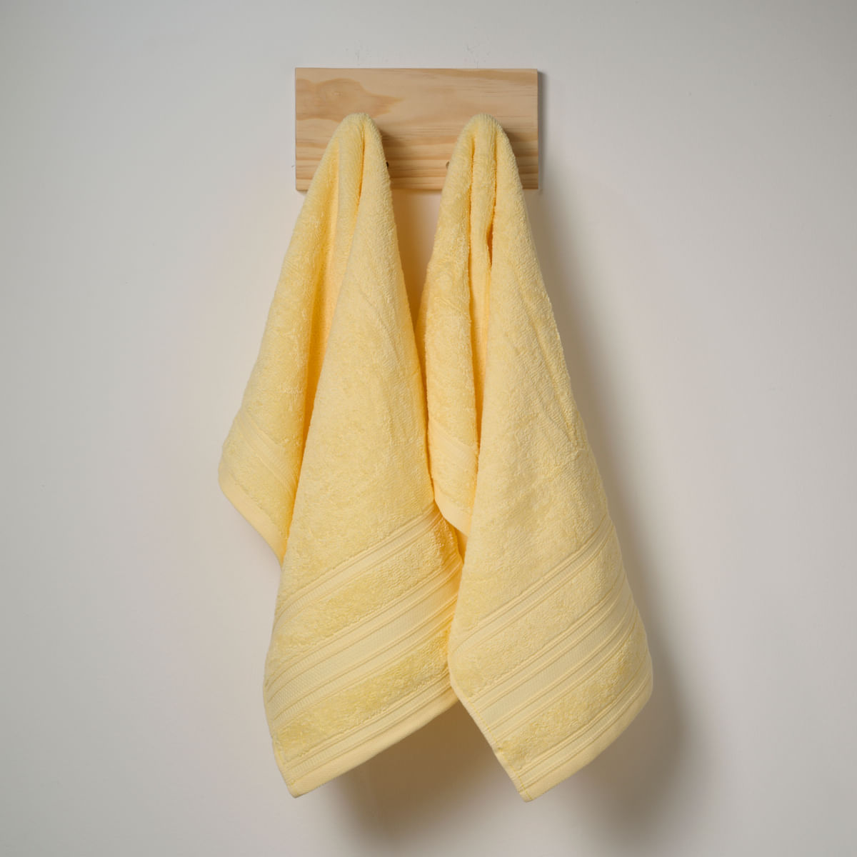 10 02 0079 Kit Toalha e Rosto Majestic Amarelo OUTLET 001